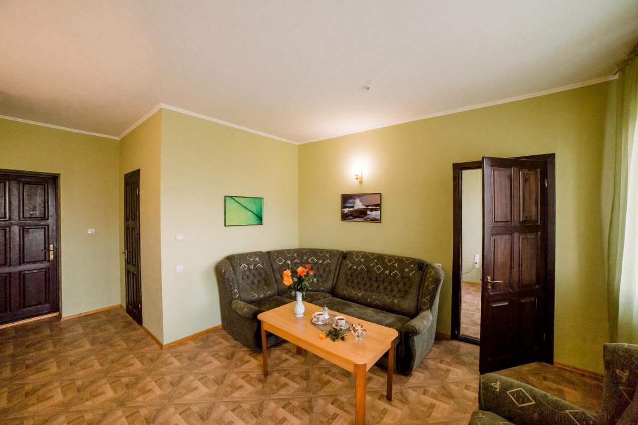 Отель Мелиоратор-Юг Koblevo Exterior foto