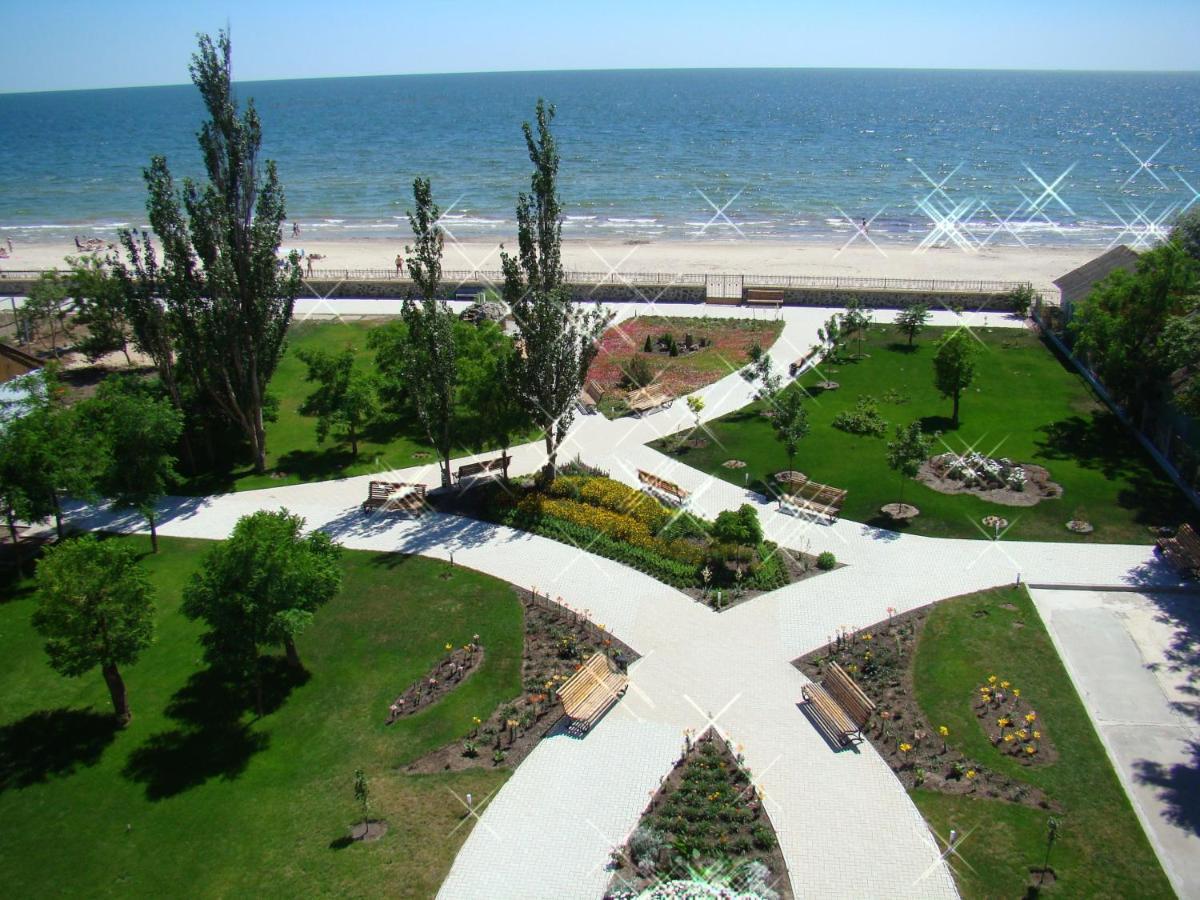 Отель Мелиоратор-Юг Koblevo Exterior foto